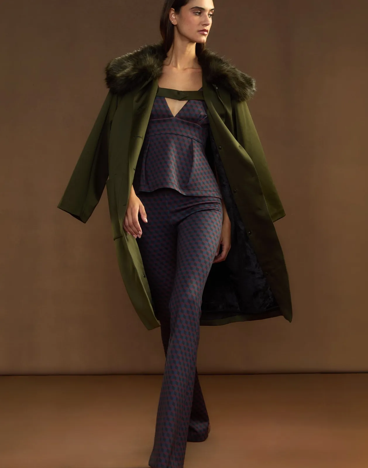 Clearance Cynthia Rowley Bonded Fit and Flare Pant NABUR