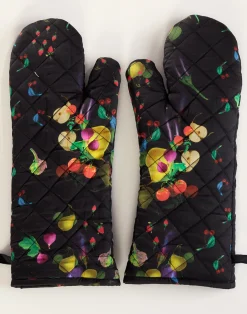 New Cynthia Rowley CR x Kit Quilted Oven Mitt BLACK